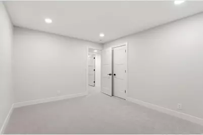 4608 S Locust Ln, Holladay, UT 84117 - Photo 20