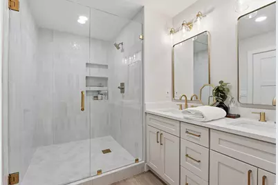 4608 S Locust Ln, Holladay, UT 84117 - Photo 14