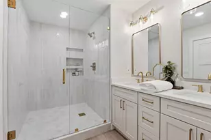 4608 S Locust Ln, Holladay, UT 84117 - Photo 14