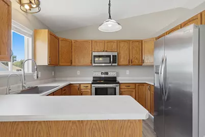 861 W 1235 S, Payson, UT 84651 - Photo 2