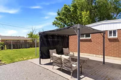 1319 N Reid Ave, Layton, UT 84041 - Photo 16