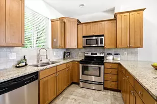 625 E 200 S, Salt Lake City, UT 84102 - Photo 10