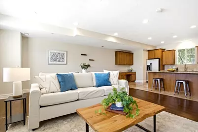 625 E 200 S #5, Salt Lake City, UT 84102 - Photo 4