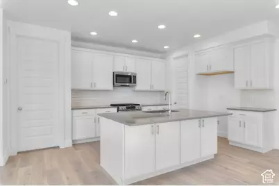 90 S Freedom Farms Dr, Layton, UT 84041 - Photo 10