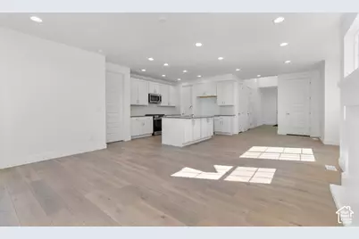 90 S Freedom Farms Dr, Layton, UT 84041 - Photo 8