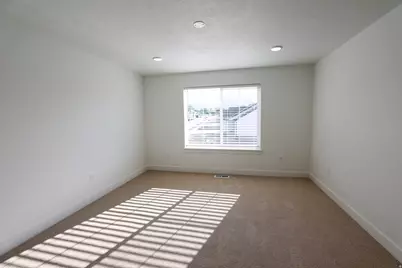 667 N 300 W, Smithfield, UT 84335 - Photo 8