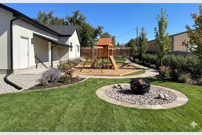 220 E 200 S, Mount Pleasant, UT 84647 - Photo 20