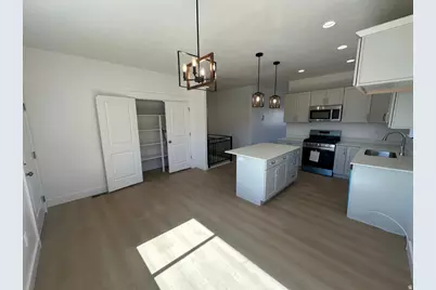 240 E 200 S, Mount Pleasant, UT 84647 - Photo 8