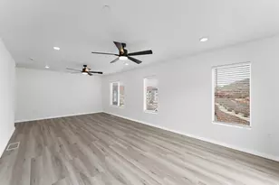 204 N Cliff Side Dr, Hurricane, UT 84737 - Photo 18