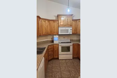 1045 S 1700 W #133, Payson, UT 84651 - Photo 4