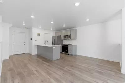 1049 E Regatta Ln, Saratoga Springs, UT 84045 - Photo 12