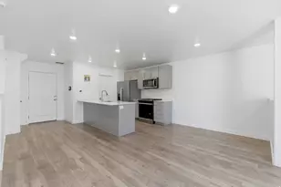 1049 E Regatta Ln, Saratoga Springs, UT 84045 - Photo 12
