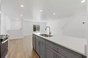 1049 E Regatta Ln, Saratoga Springs, UT 84045 - Photo 22