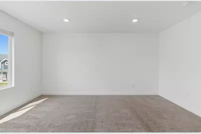 1049 E Regatta Ln, Saratoga Springs, UT 84045 - Photo 28