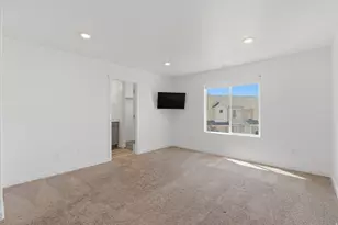 1049 E Regatta Ln, Saratoga Springs, UT 84045 - Photo 26