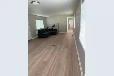 766 W Monte Bella Dr, Taylorsville, UT 84123 - Photo 4