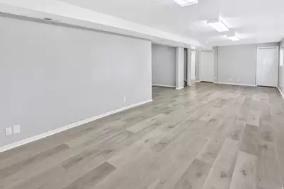 2561 E 2700 N, Layton, UT 84040 - Photo 24
