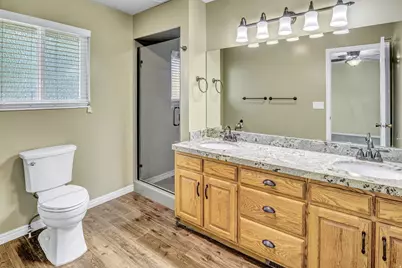 2561 E 2700 N, Layton, UT 84040 - Photo 18