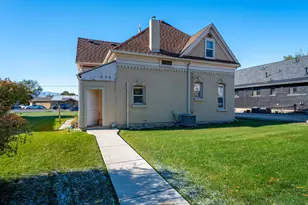 7 E State St, Lehi, UT 84043 - Photo 4