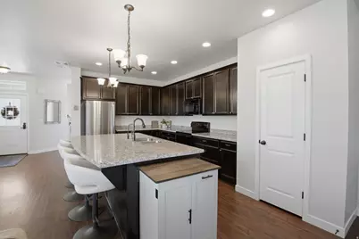 10813 S Lamond Dr, South Jordan, UT 84009 - Photo 10