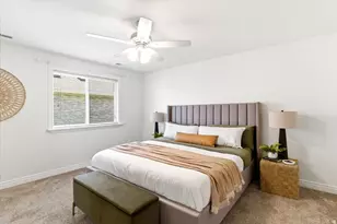 250 Bryce Dr, Kaysville, UT 84037 - Photo 12