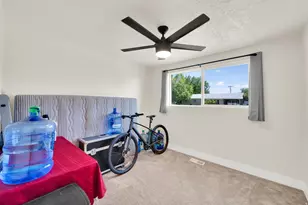 55 E Diamond St N, Layton, UT 84041 - Photo 16