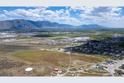 2436 W 1150 N #12, Tremonton, UT 84337 - Photo 12