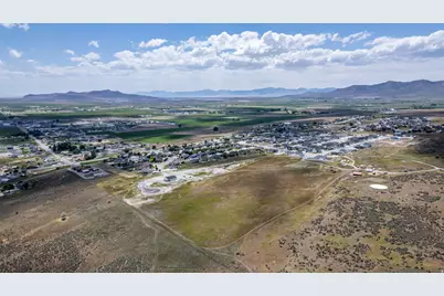 2411 W 1150 N #11, Tremonton, UT 84337 - Photo 6