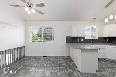 2402 W 2375 N, Clinton, UT 84015 - Photo 12