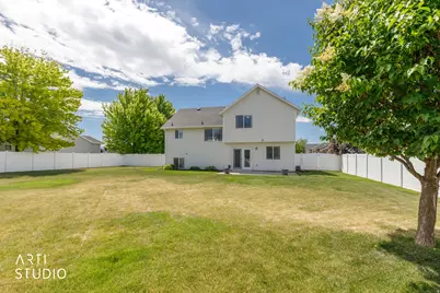 2402 W 2375 N, Clinton, UT 84015 - Photo 34