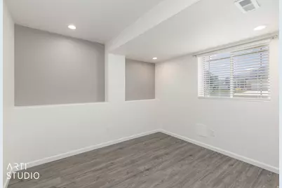2402 W 2375 N, Clinton, UT 84015 - Photo 26