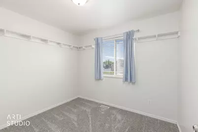 2402 W 2375 N, Clinton, UT 84015 - Photo 20