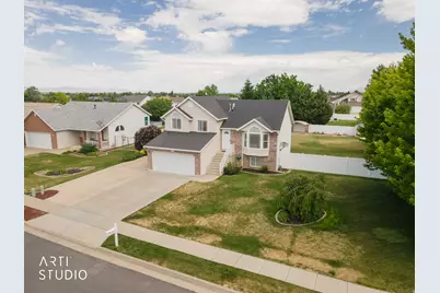 2402 W 2375 N, Clinton, UT 84015 - Photo 4