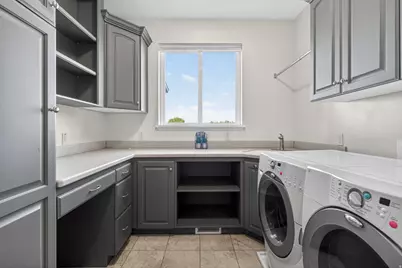 165 W 2040 S, Orem, UT 84058 - Photo 48