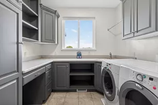165 W 2040 S, Orem, UT 84058 - Photo 48