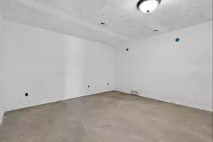 165 W 2040 S, Orem, UT 84058 - Photo 66