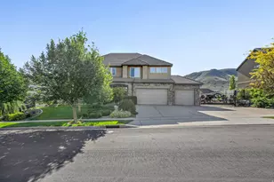 14497 S Fox Creek Dr W, Herriman, UT 84096 - Photo 2
