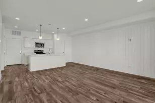 1661 W 2700 S, Syracuse, UT 84075 - Photo 2