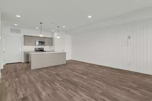 1701 W 2700 S, Syracuse, UT 84075 - Photo 2
