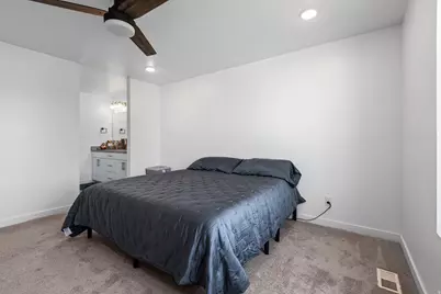 2647 W 3230 S, Syracuse, UT 84075 - Photo 16