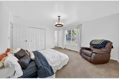 8555 S Grambling Way, Sandy, UT 84094 - Photo 18