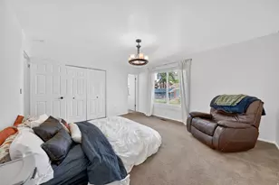 8555 S Grambling Way, Sandy, UT 84094 - Photo 18