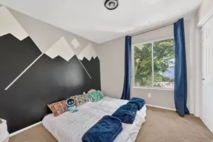 8555 S Grambling Way, Sandy, UT 84094 - Photo 14