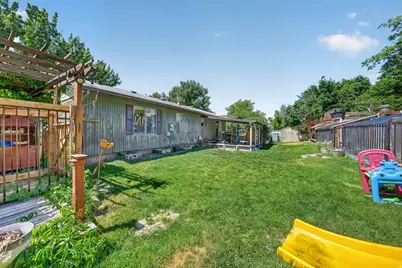 8555 S Grambling Way, Sandy, UT 84094 - Photo 38