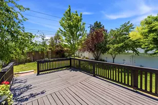 10188 Yorkshire Dr S, South Jordan, UT 84095 - Photo 52