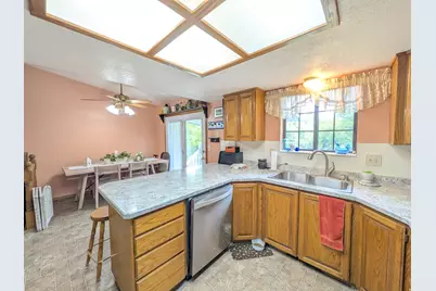 1217 E Eastridge Dr S, Logan, UT 84321 - Photo 6