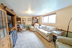 1217 E Eastridge Dr S, Logan, UT 84321 - Photo 24