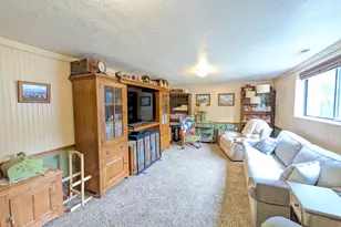 1217 E Eastridge Dr S, Logan, UT 84321 - Photo 22