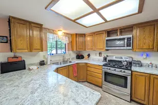 1217 E Eastridge Dr S, Logan, UT 84321 - Photo 4