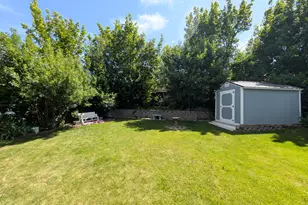 1217 E Eastridge Dr S, Logan, UT 84321 - Photo 36